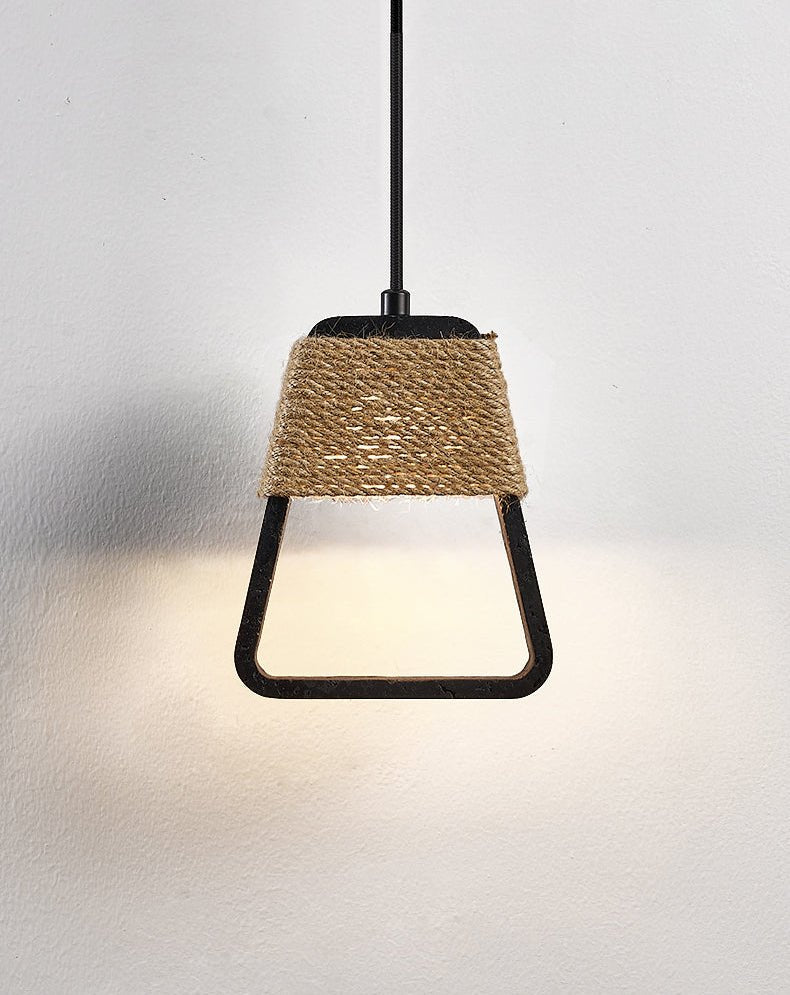 Suspension moderne Seth en Noir travertin