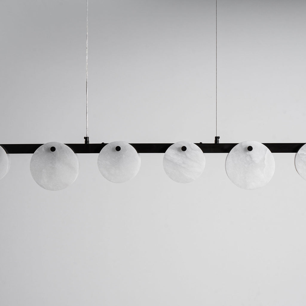 Lustre moderne Enar en Albâtre Laiton et blanc