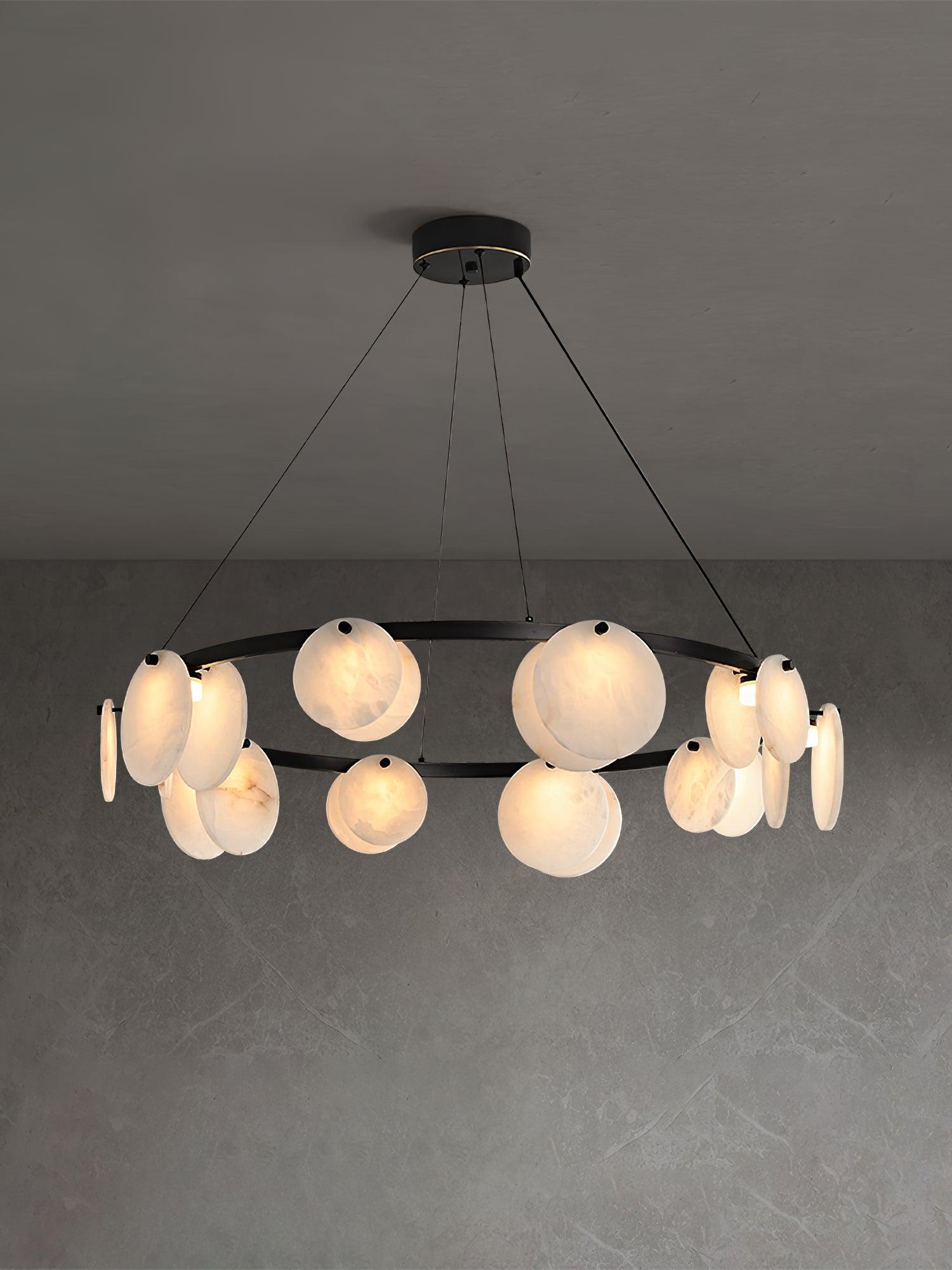 Lustre moderne Tobbe en Albâtre Laiton et blanc