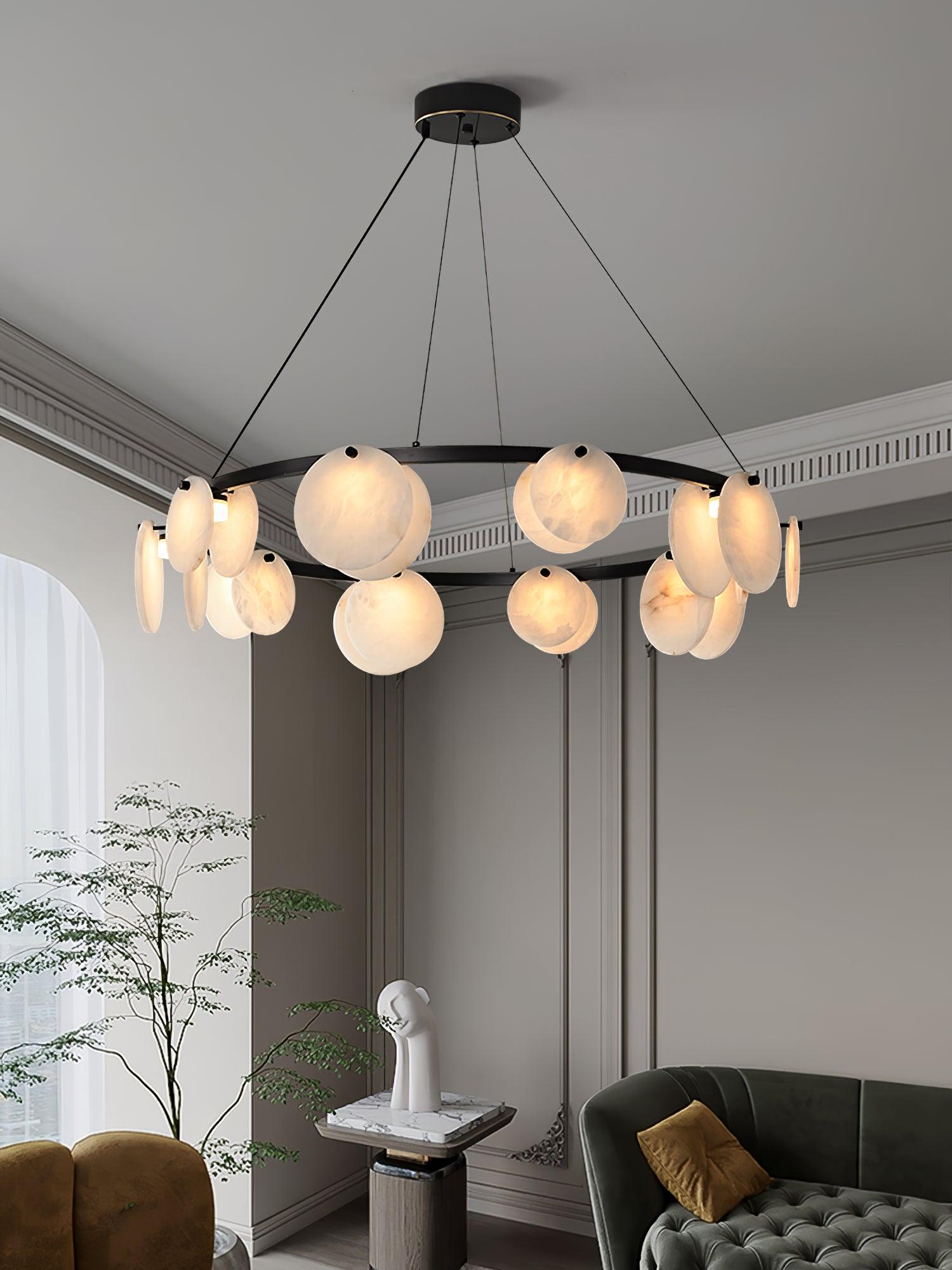 Lustre moderne Tobbe en Albâtre Laiton et blanc
