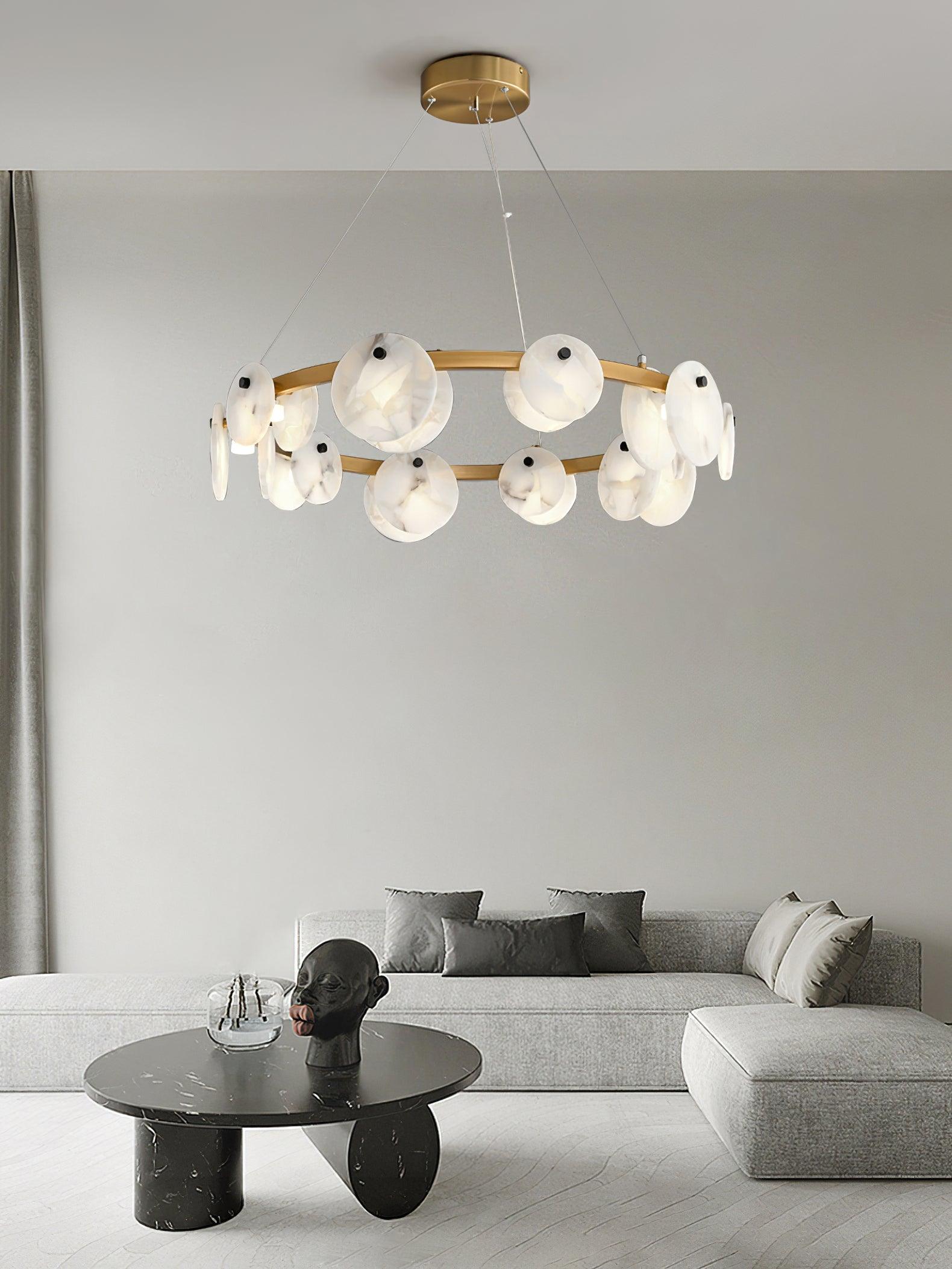 Lustre moderne Tobbe en Albâtre Laiton et blanc