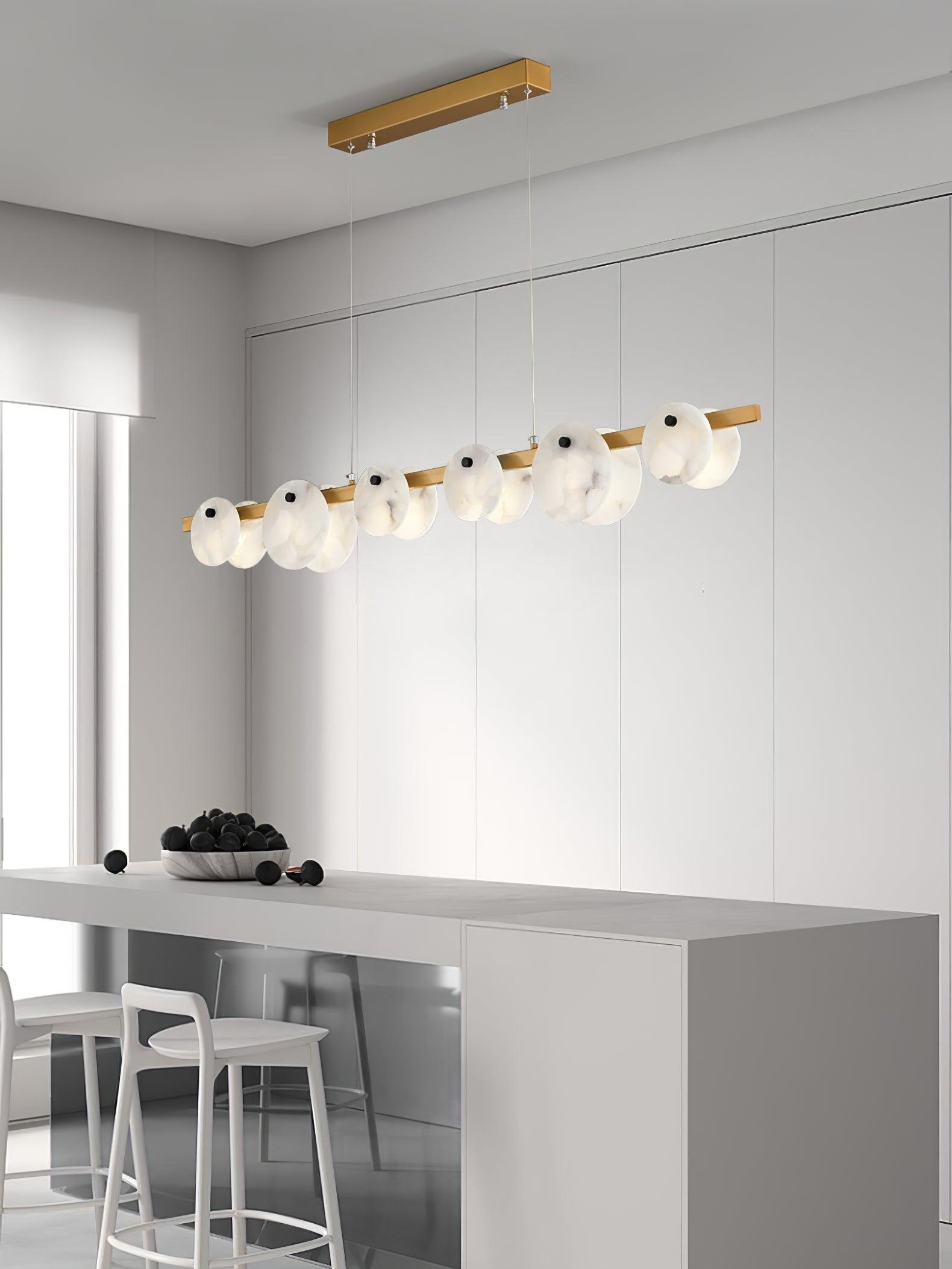 Lustre moderne Enar en Albâtre Noir et blanc