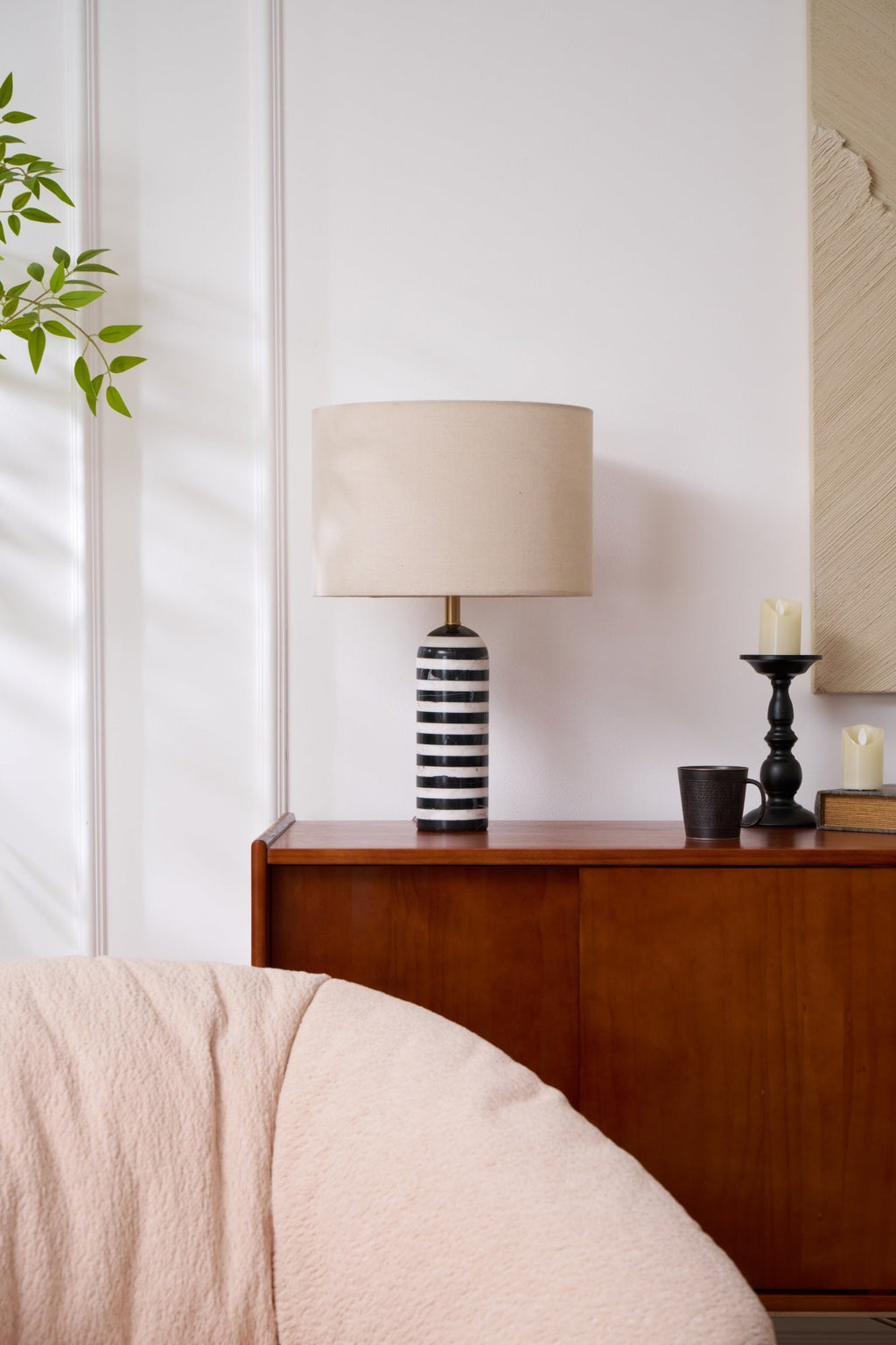Lampe à poser moderne Gudvard en Marbre Noir et blanc