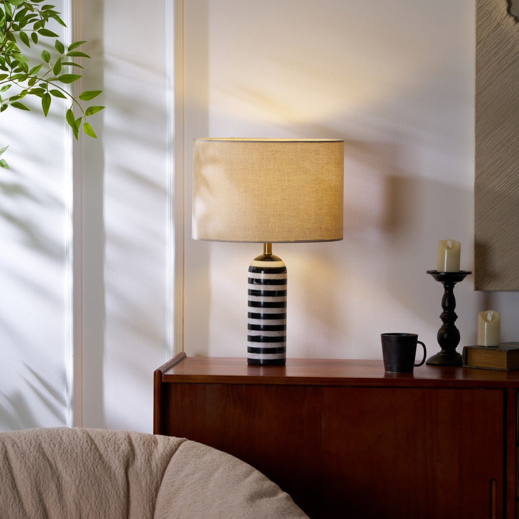 Lampe à poser moderne Gudvard en Marbre Noir et blanc