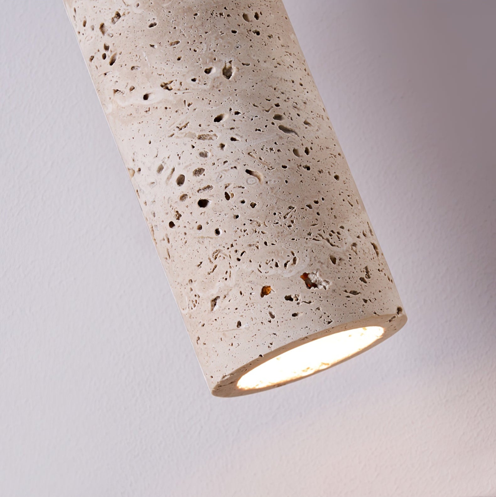 Suspension moderne Edd en Noyer bois et travertin jaune