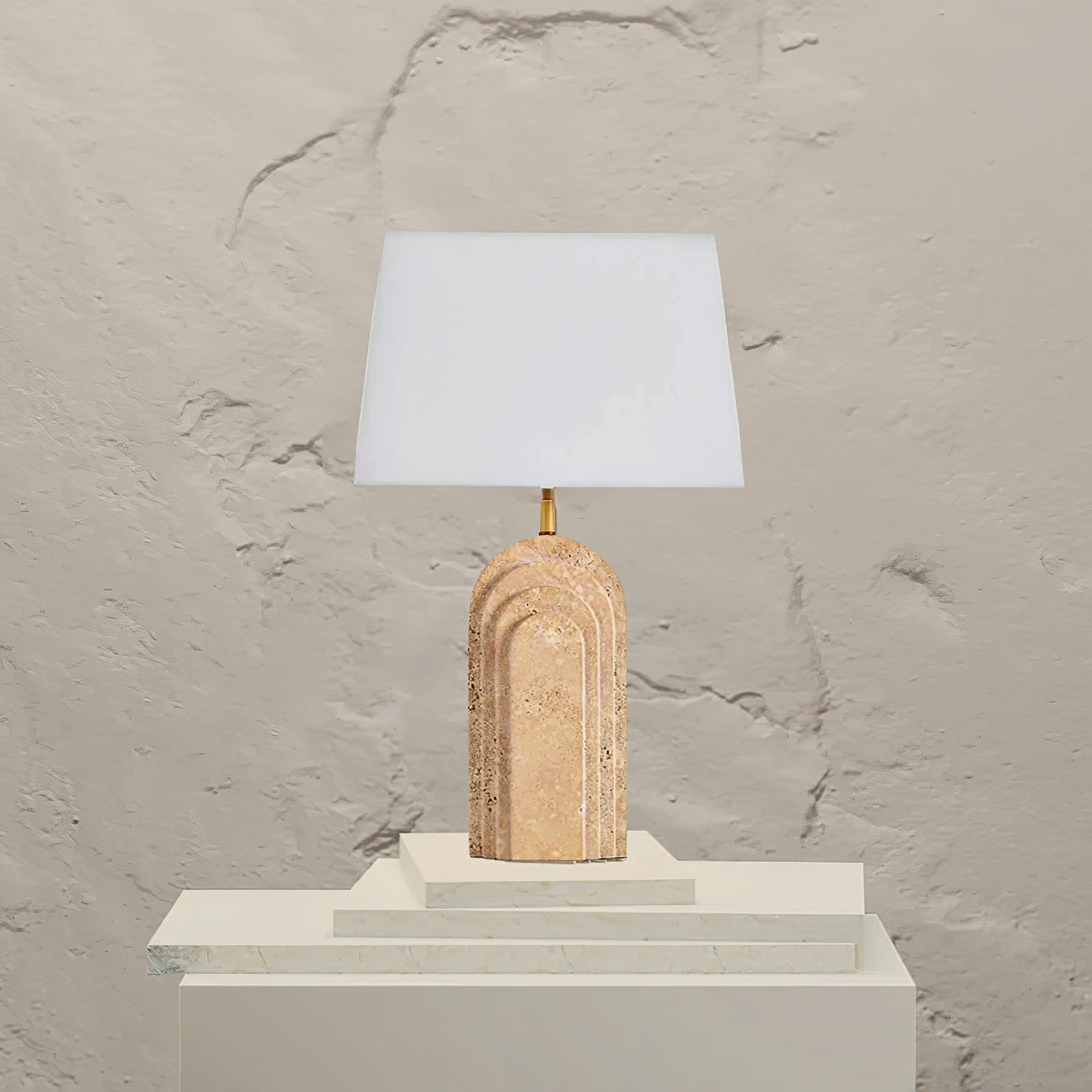 Lampe à poser moderne Lev en Travertin jaune et blanc