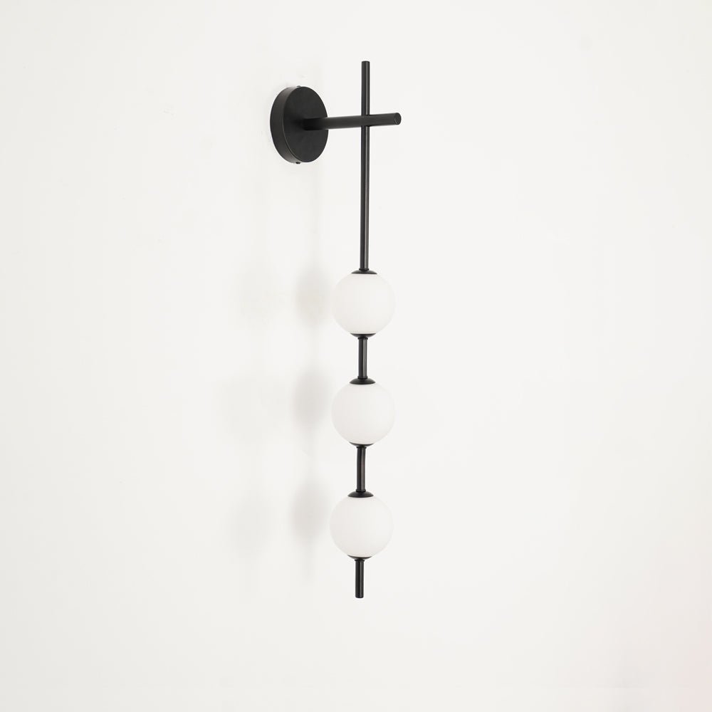 Applique murale moderne Lauritz en Noir et verre sphère