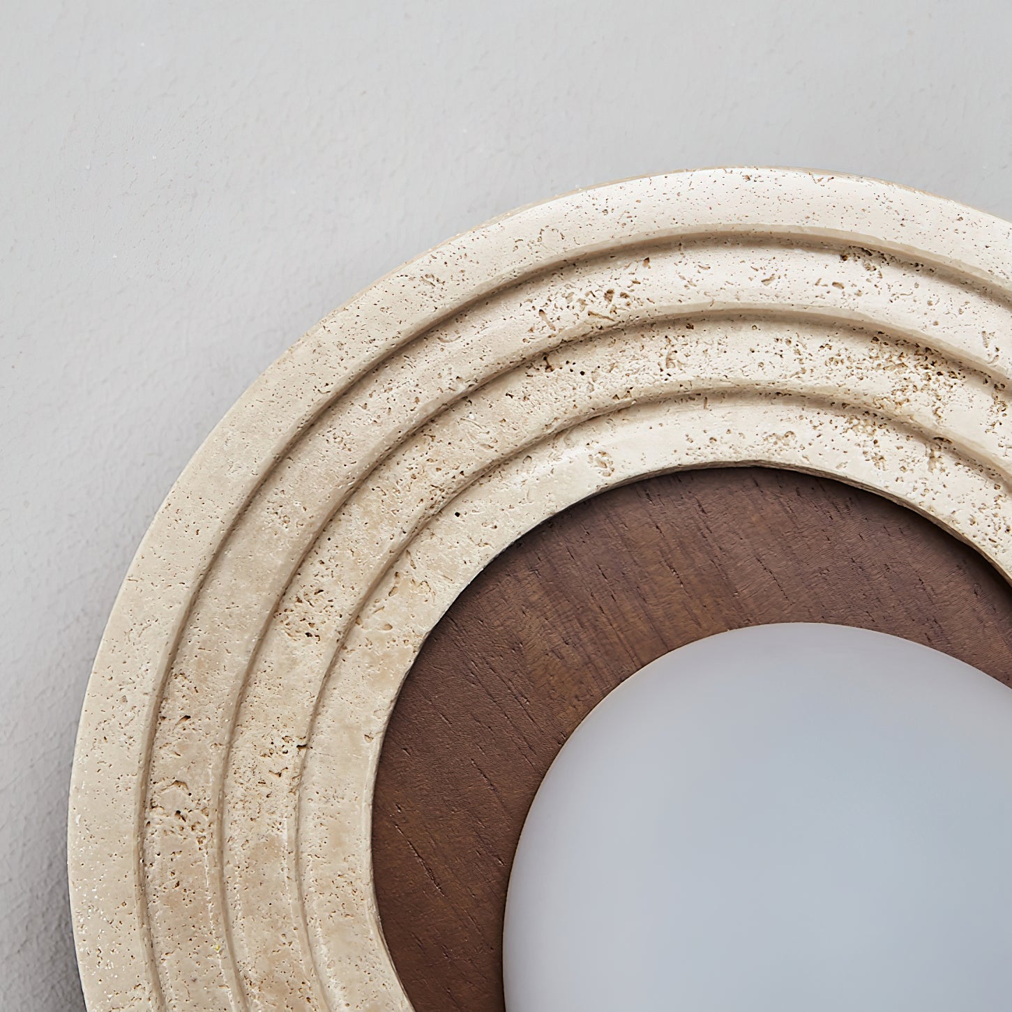 Applique murale moderne Valur en Travertin Bois et beige