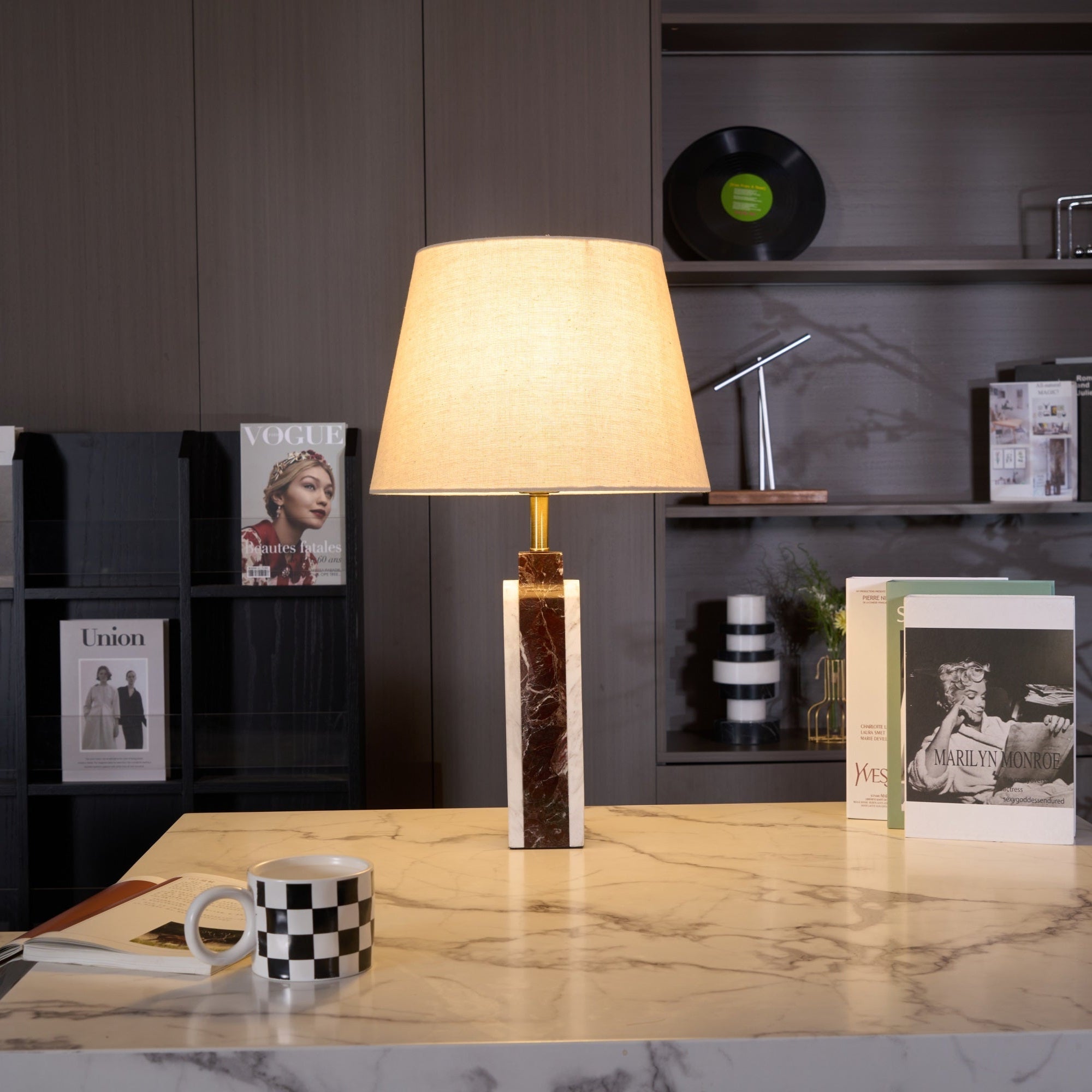 Lampe à poser moderne Steg en Foncé violet marbre