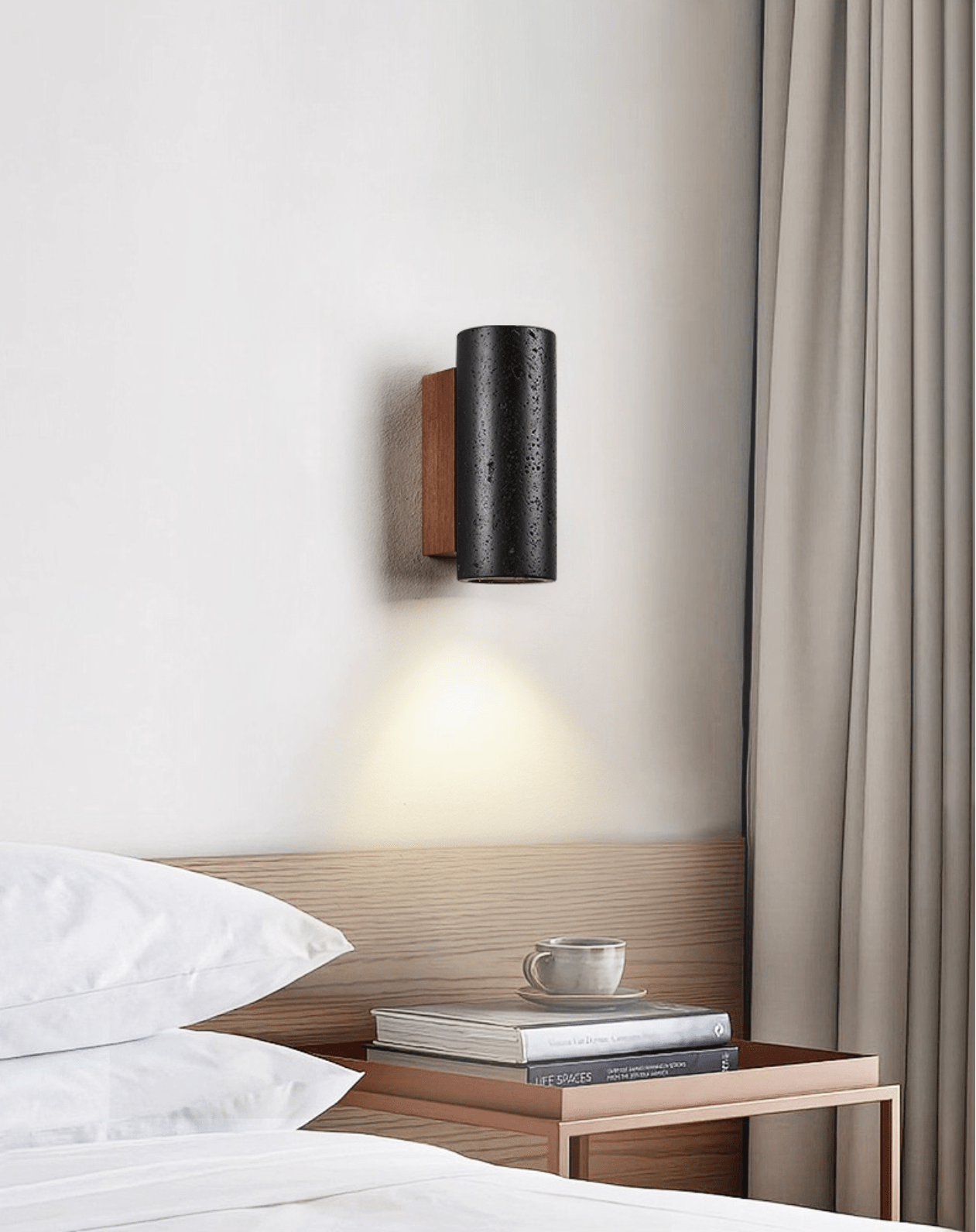 Applique murale moderne Axion en Noyer bois et noir travertin