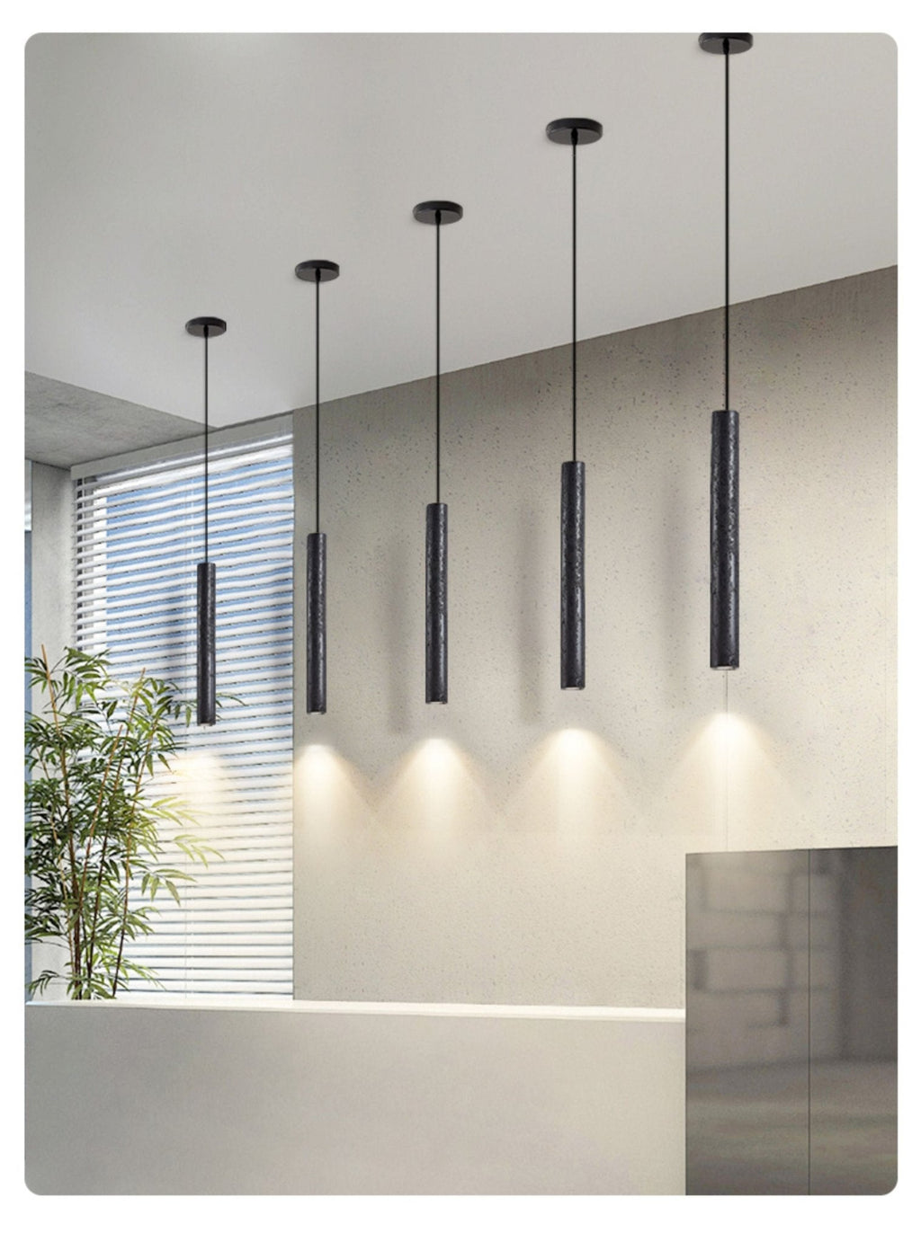 Suspension moderne Stefnir en Noir travertin