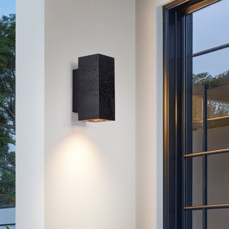 Applique murale moderne Torm en Noir travertin