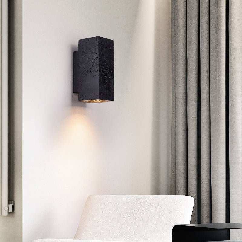 Applique murale moderne Torm en Noir travertin