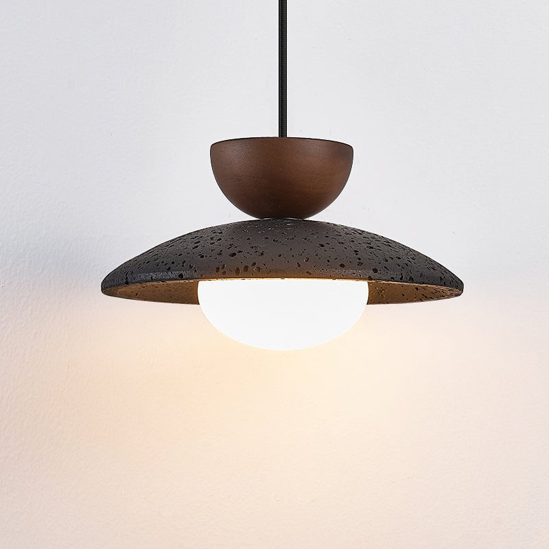 Suspension moderne Hedric en Noyer et noir travertin