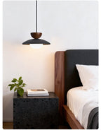 Suspension moderne Hedric en Noyer et noir travertin