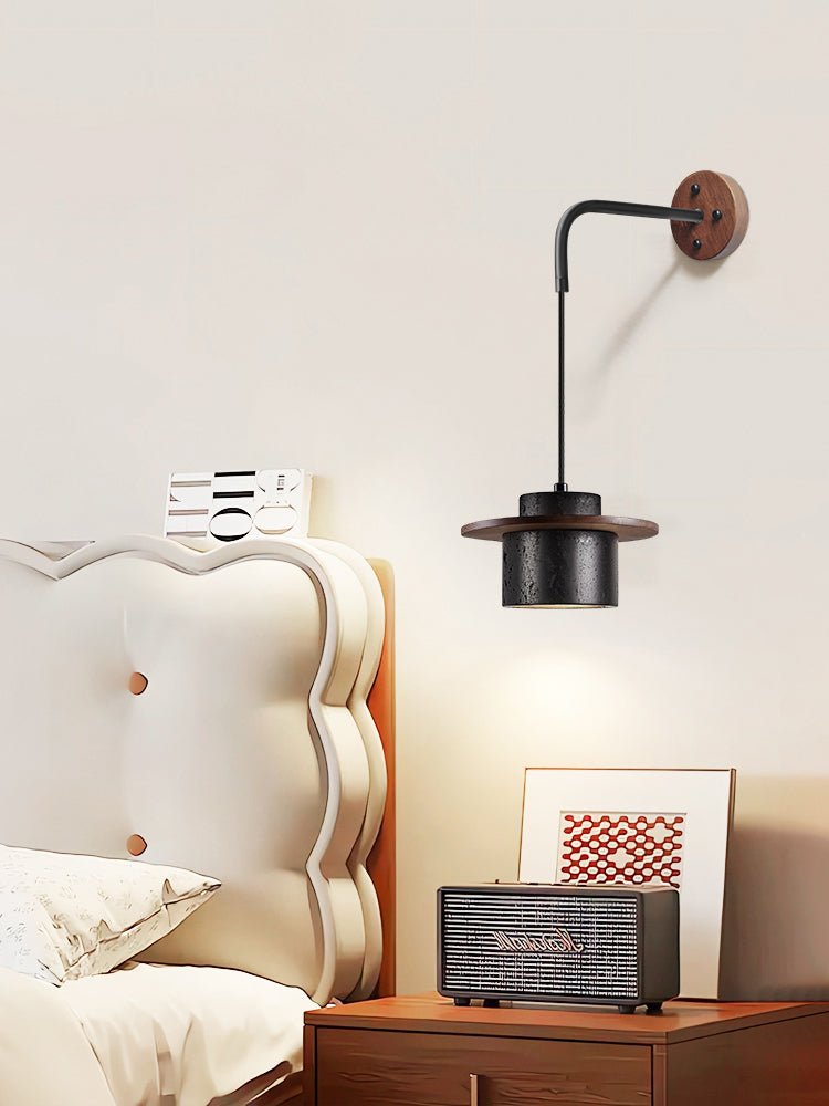 Applique murale moderne Hartley en Noir travertin et noyer bois