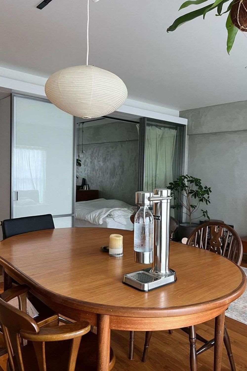 Suspension moderne Ove en papier Blanc et noir câble