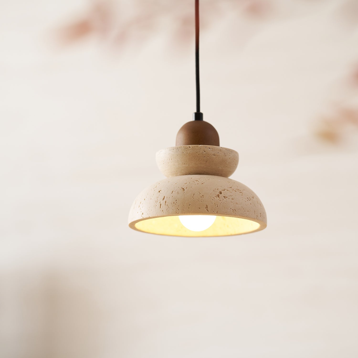 Suspension moderne Dace en Travertin jaune