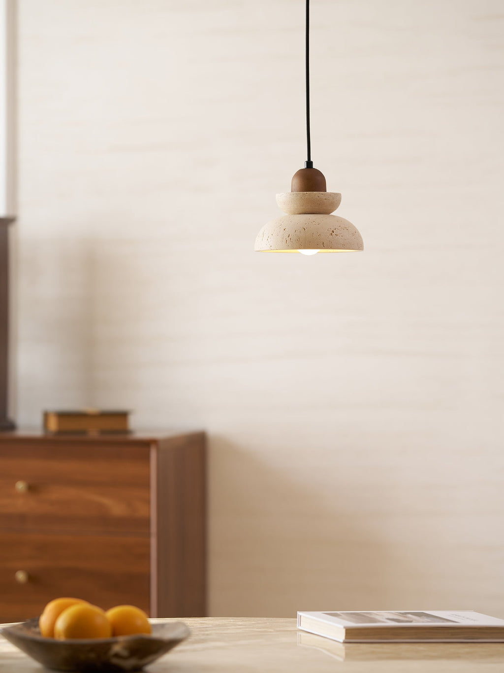 Suspension moderne Dace en Travertin jaune