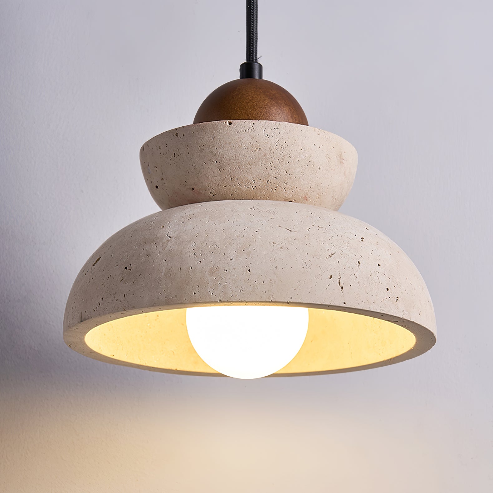 Suspension moderne Dace en Travertin jaune