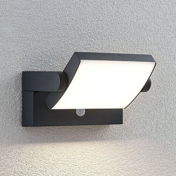 Applique Extérieur LED Orientable avec Détecteur — mise en situation