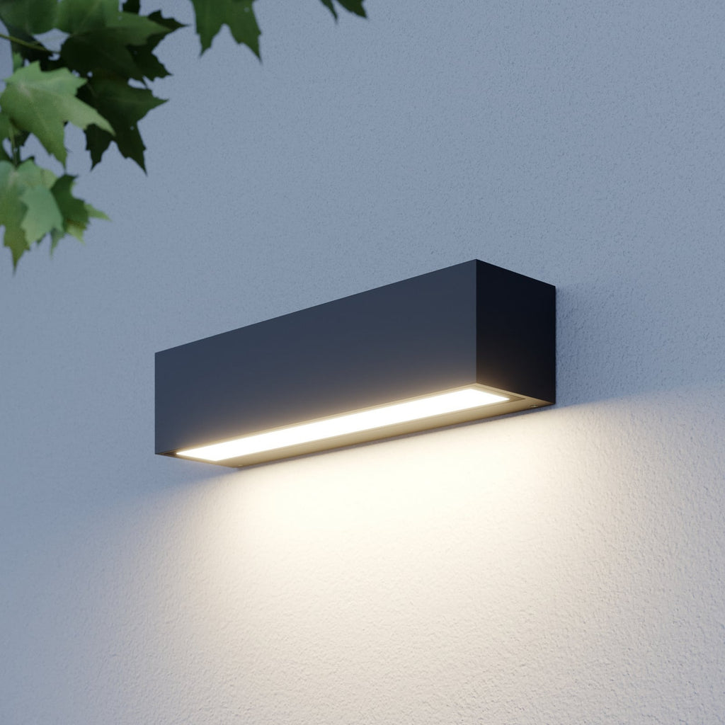 Applique extérieure LED rectangulaire anthracite 25 cm IP65 en situation extérieure