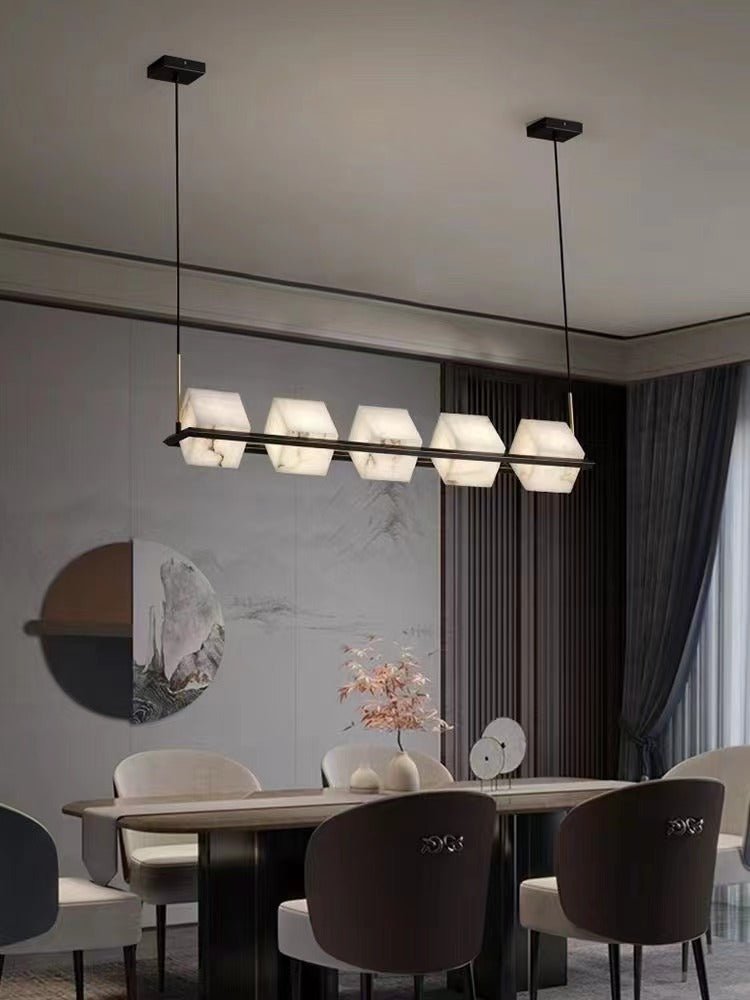 Lustre moderne Dion en Albâtre Laiton et noir et blanc