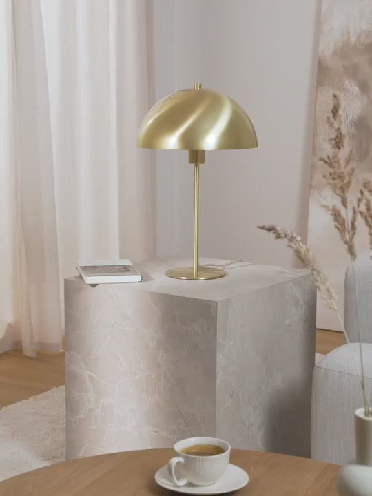 Lampe à poser Torbrand - vidéo