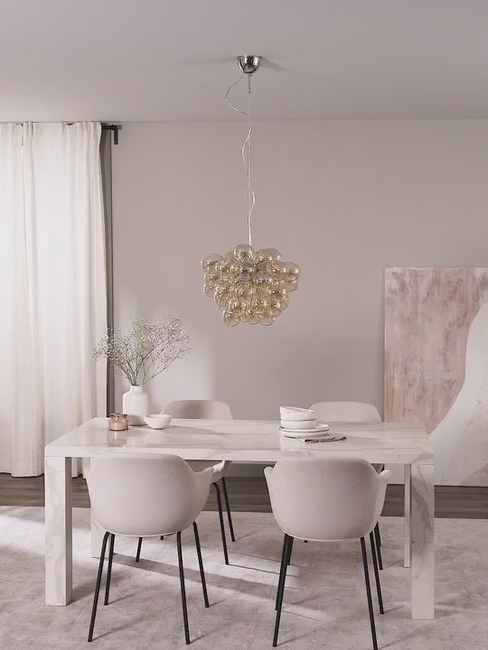Suspension soufflée à la bouche Magnar - vidéo