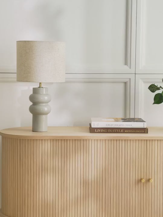 Grande lampe à poser en céramique Vaino - vidéo