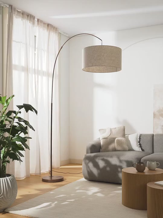 Grand lampadaire arc Cree - vidéo