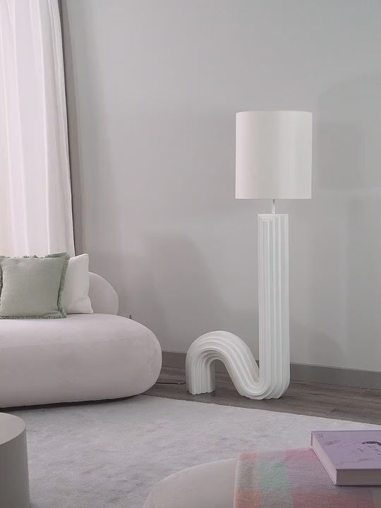 Lampadaire design Dane - vidéo