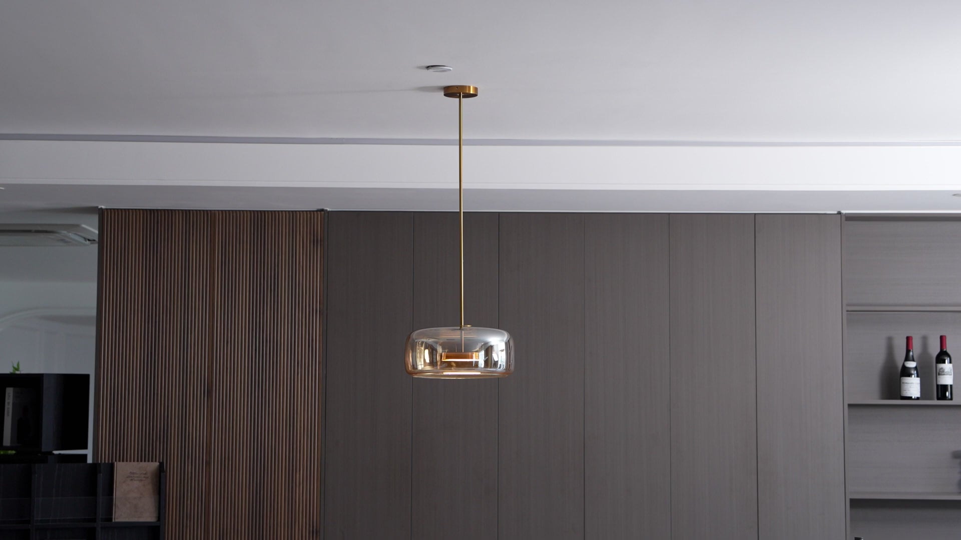 Suspension moderne Earle en verre Noir et fumé gris