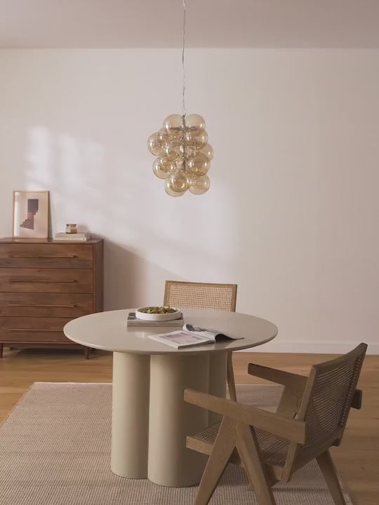 Suspension grappe design en verre Pearce - vidéo