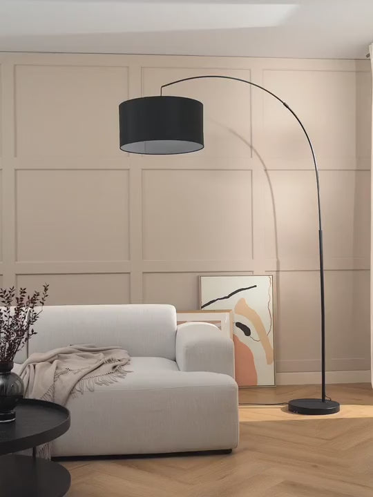 Grand lampadaire arc Cree - vidéo